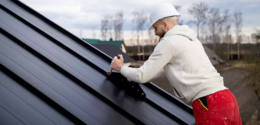 Professional Corrugated Roofing Repair Services in Des Plaines, IL