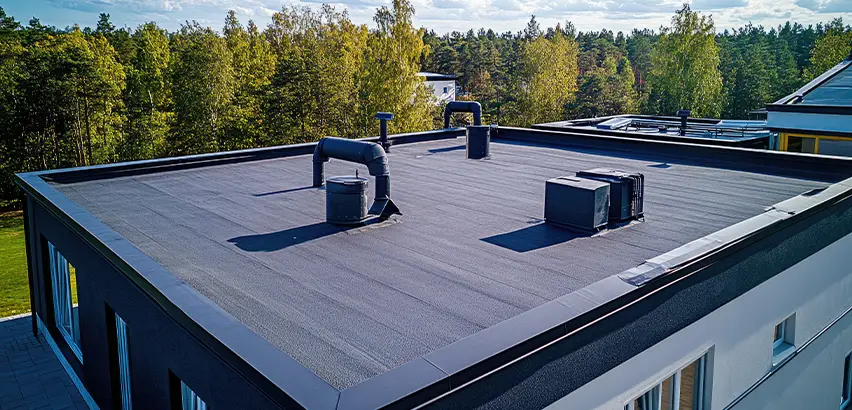 Professional Flat Roof Replacement Services in Des Plaines, IL