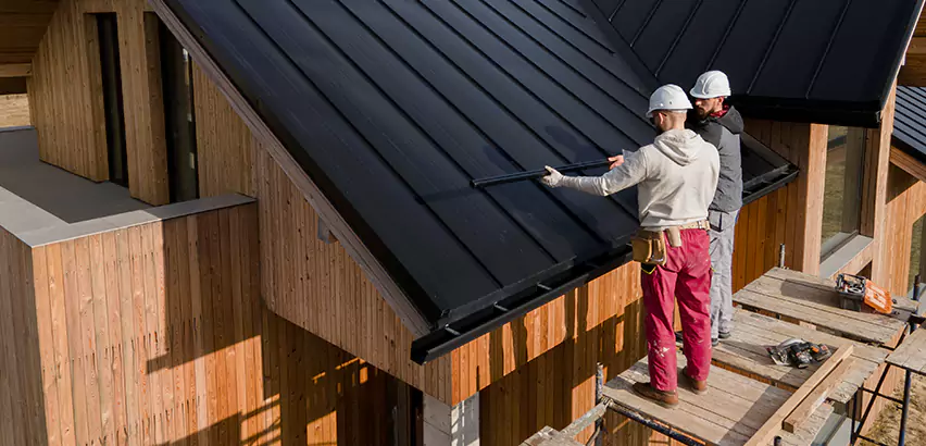 Professional Soffit Repair Services in Des Plaines, IL