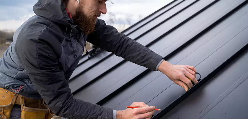 Professional Steel Roof Repair Services in Des Plaines, IL