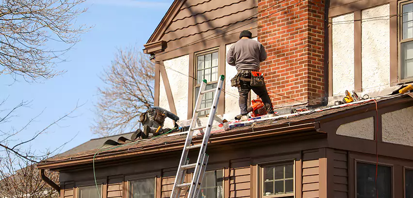 Roof Siding Trim Repair in Des Plaines