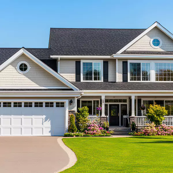 Why Des Plaines Homeowners Choose Des Plaines Roofing Pro for Roofing and Siding?