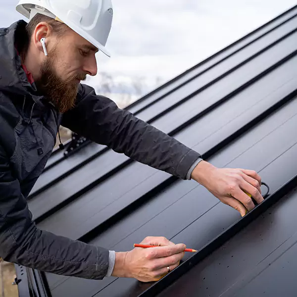 Why Des Plaines Property Owners Choose Des Plaines Roofing Pro for Tin Roof Repair service?
