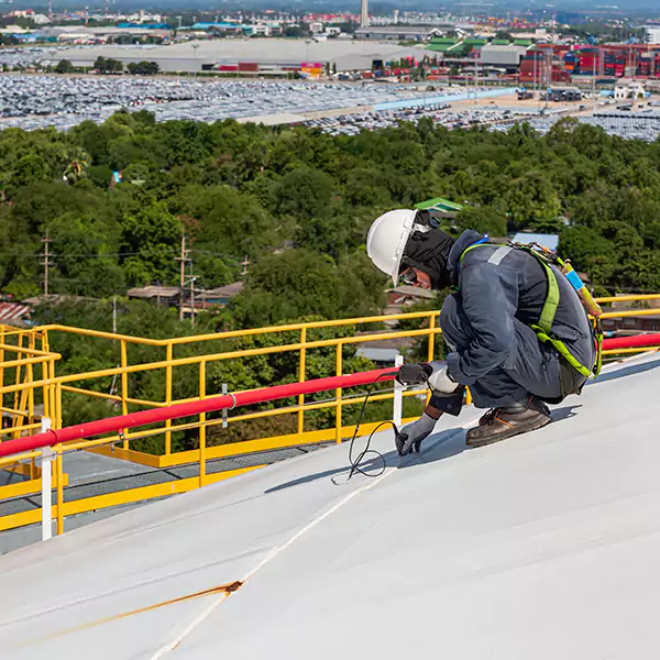 Why Des Plaines Roofing Pro Is Des Plaines's Trusted TPO Roofing Team?